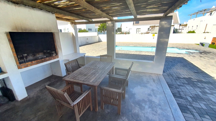 4 Bedroom Property for Sale in Golden Mile Western Cape